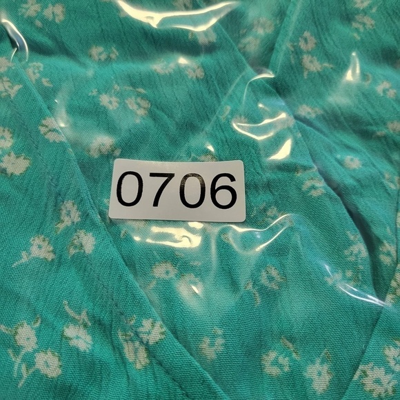 BILLABONG Wrap And Roll Mini Wrap Dress Floral Teal Crinckly Short Sz XS/6 - Picture 12 of 12